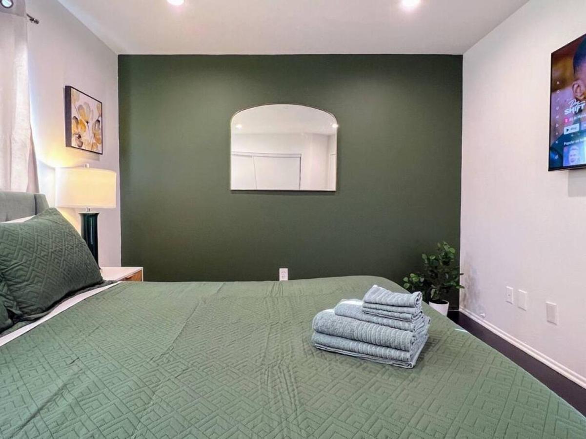 לוס אנג'לס 2Br Suite In The Heart Of Hollywood -Br5 מראה חיצוני תמונה